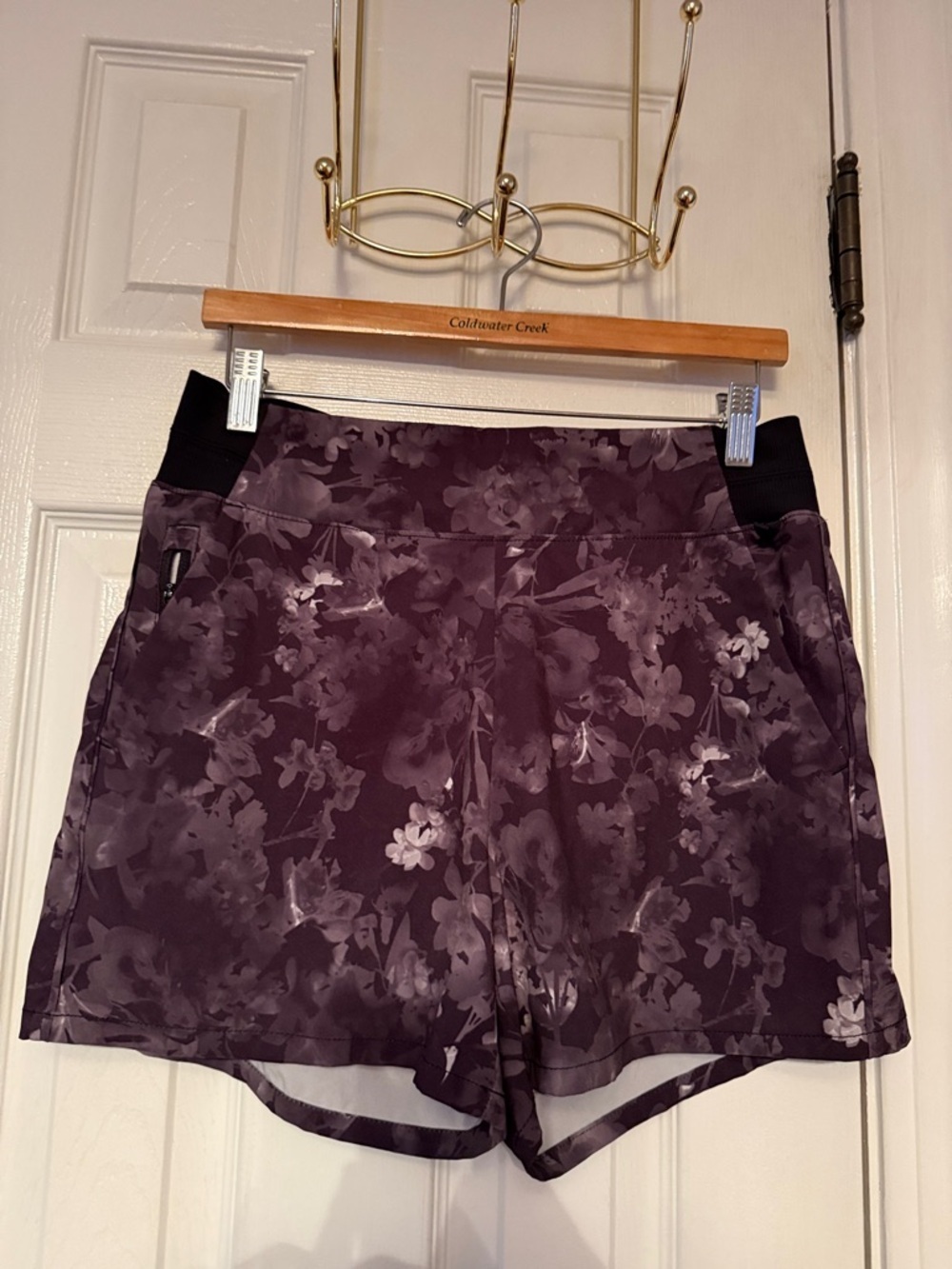 Athleta Gray and Black Floral Athletic Shorts #401